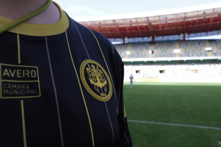 Adira ao Cartão-Empresa! 