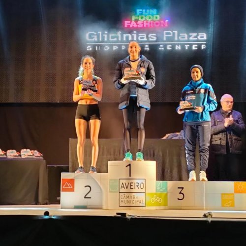 Ana Marta Pinto no pódio da S. Silvestre de Aveiro 