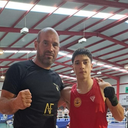 BOXE: Gabriel Esteves é Campeão Regional! 