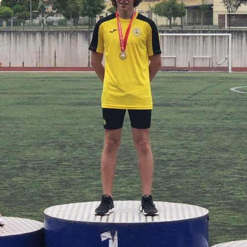 Francisco Pinto medalha de bronze nos 80m!