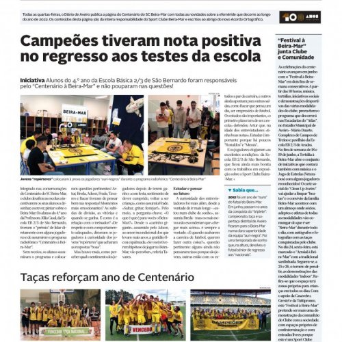 Jogadores na escola e mais taças para o museu!