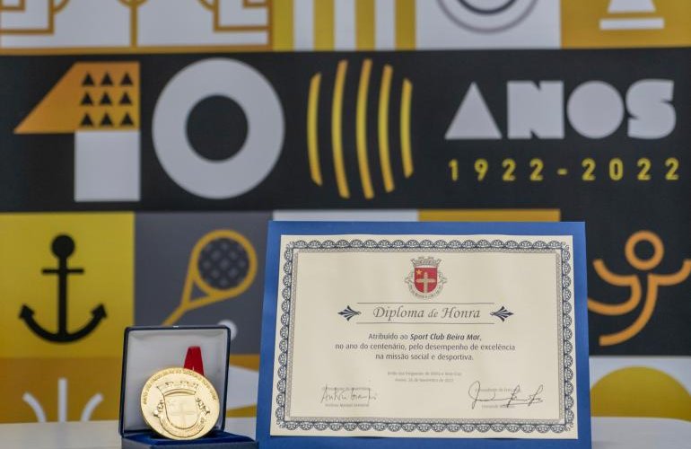 SC Beira-Mar distinguido com "Ouro" e "Mérito"