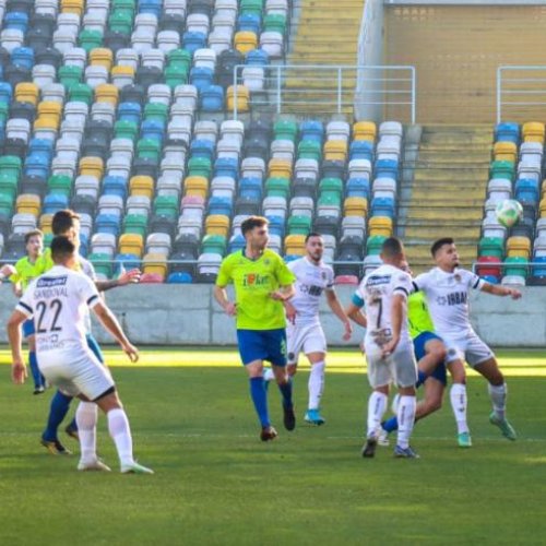 SC Beira-Mar venceu Bustelo com reviravolta no marcador