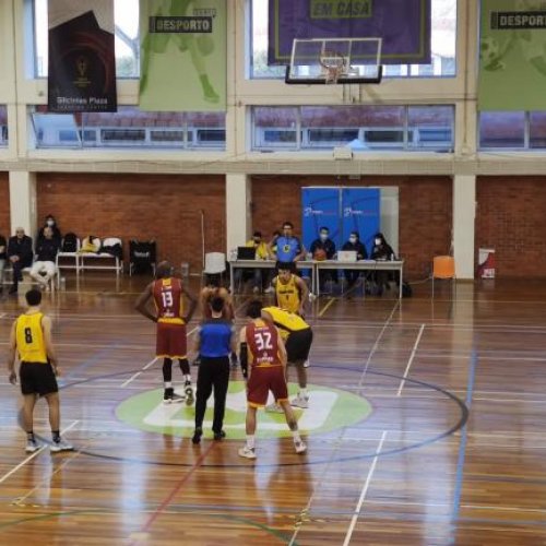 Seniores perdem na 1ª jornada da Fase de Manutenção