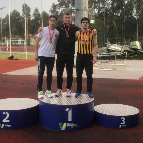 Serhii Minenko é campeão distrital de 60m!