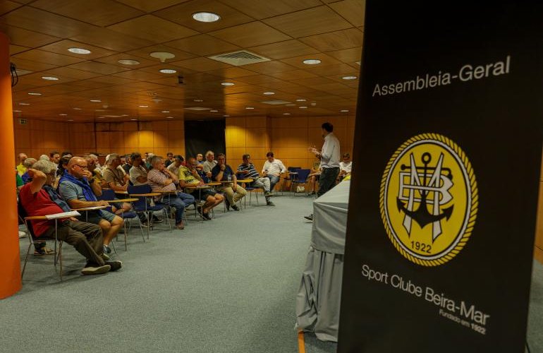 SÓCIOS APROVAM ALTERAÇÕES POR UNANIMIDADE