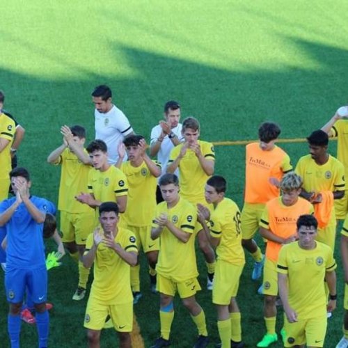 Sub-19 goleiam no "nacional" da II divisão
