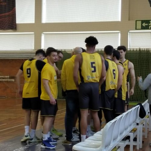 Vitória caseira!