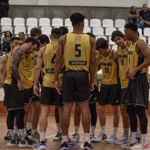 Vitória sobre o Académico!