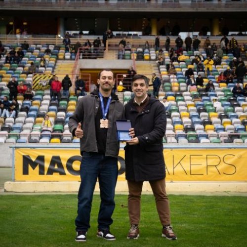 Wagner Faria homenageado pelo SC Beira-Mar