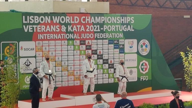 César Ramos é medalha de Bronze no "Mundial" de Veteranos!