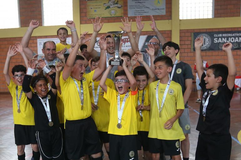 Futsal: Dobradinha em foco na Festa de Encerramento!