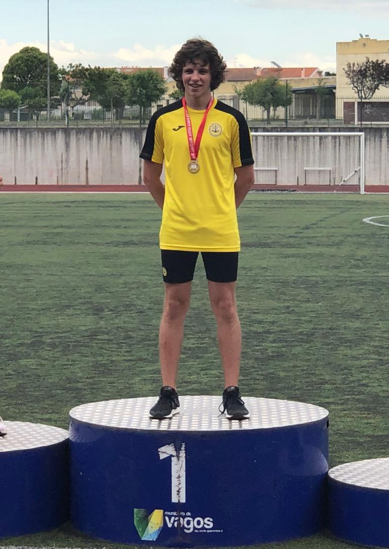 Francisco Pinto medalha de bronze nos 80m!