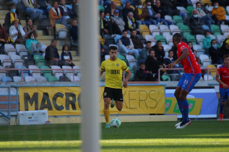 SC Beira-Mar venceu Águeda (2-0) e segue mais líder da zona Sul