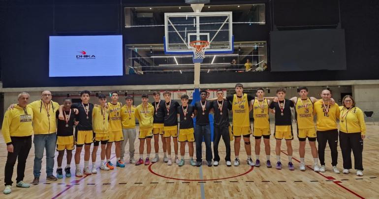 Sub-18 de Basquetebol em 3º lugar na Final Four Nacional