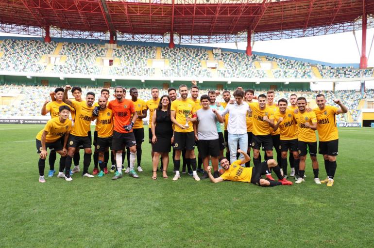 Troféu "Paixão Auri-Negra" ficou em casa