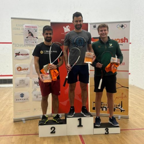 Hugo Cabral foi 2º no Covilhã Squash Open